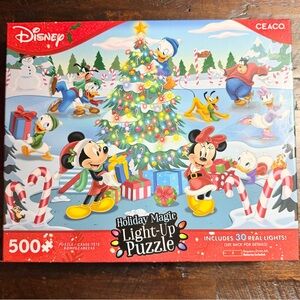 Disney Mickey & Friends Holiday Magic Light Up 500-Piece Jigsaw Puzzle Ceaco NEW